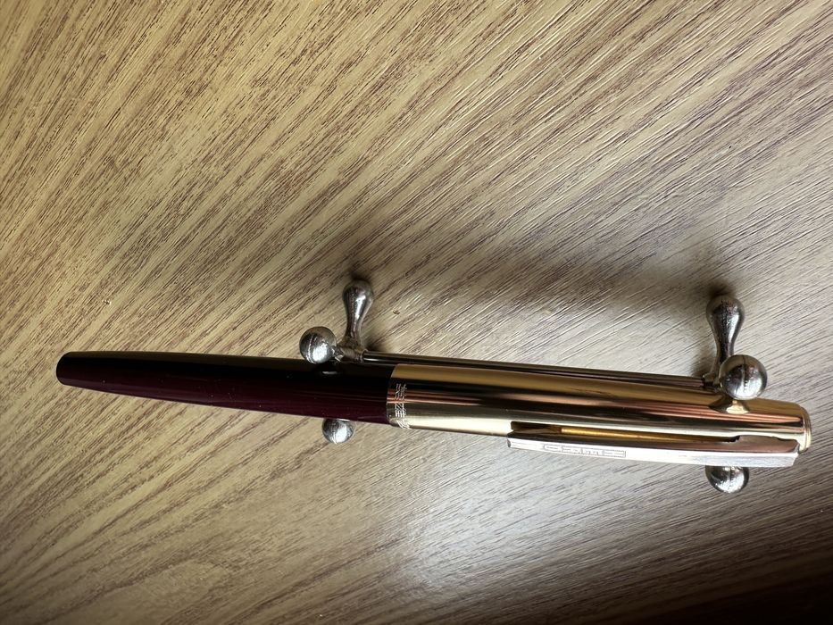 Stilou chinezesc Hero 221 model special