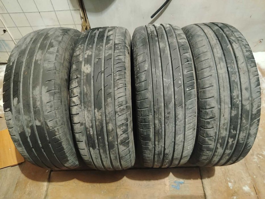 Продам шины TOYO