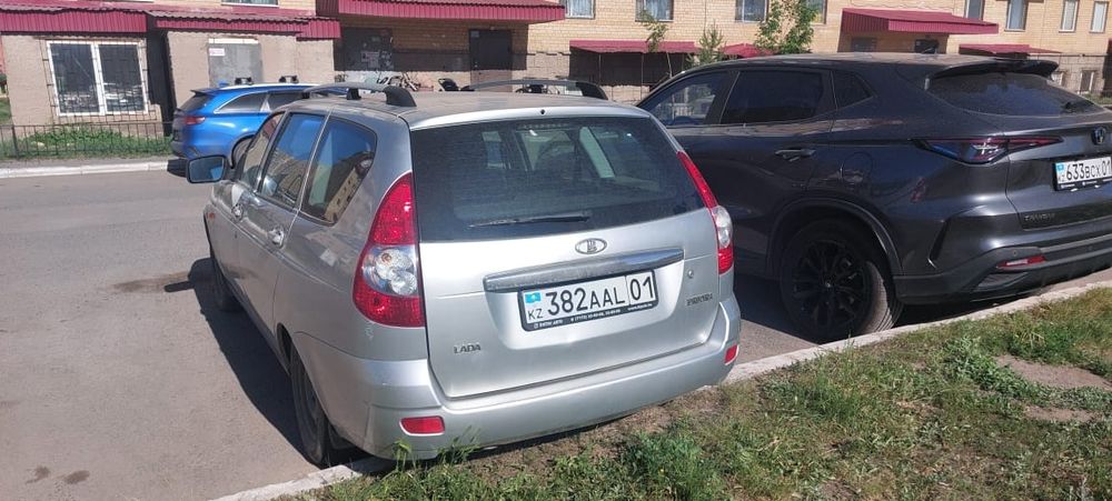 Lada priora универсал