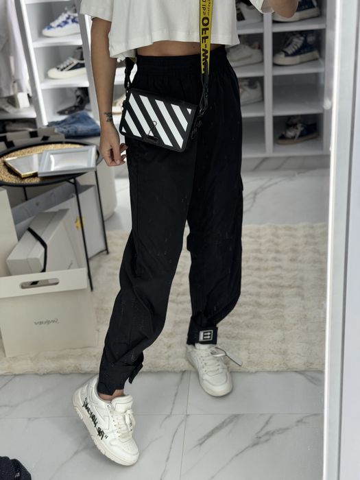 Лична колекция дрехи Dsquared2 Off-white Balenciaga