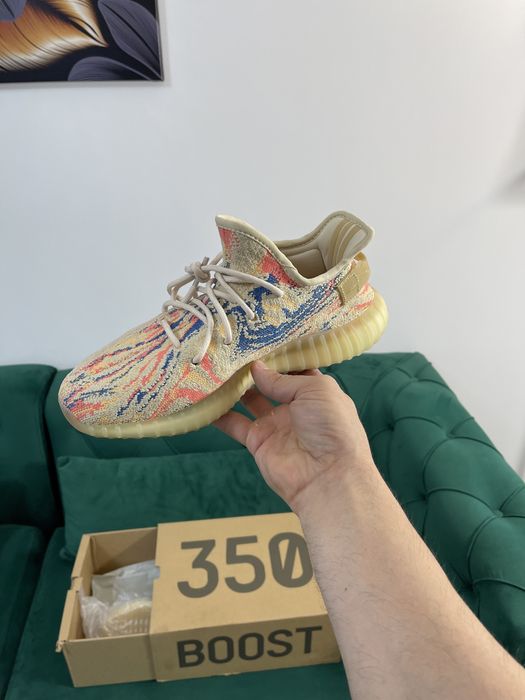 Adidasi Yeezy calitate Premium