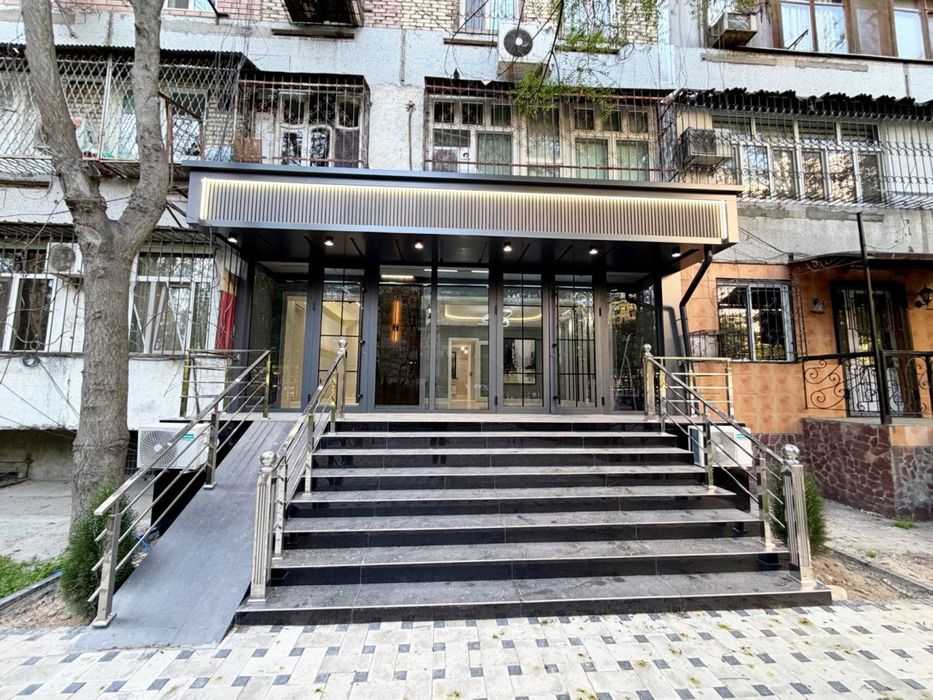 Айбек! Нежилое помещение на продажу!