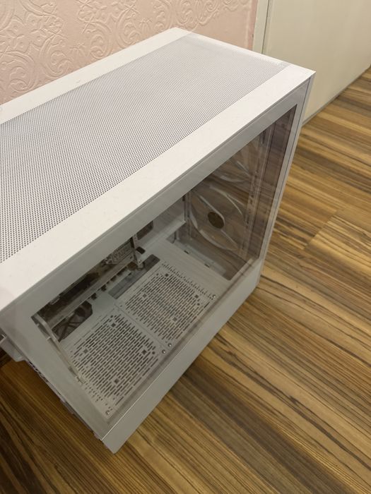 Кутия LianLi Lancool 216 White като Нова !!!