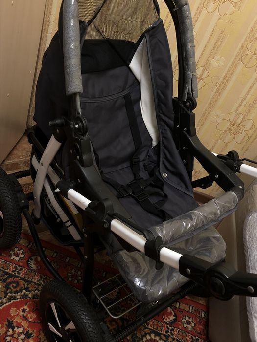 Продам коляску б/у ..
