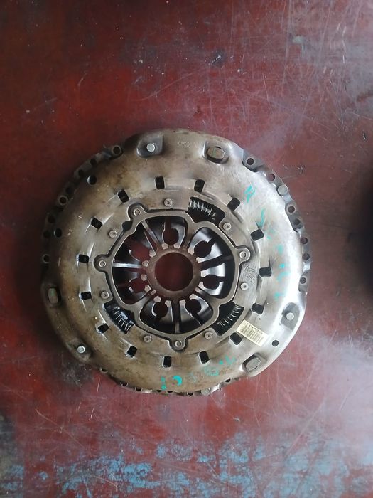 Kit ambreiaj cu volanta Renault Megane 2 1.9 tdi