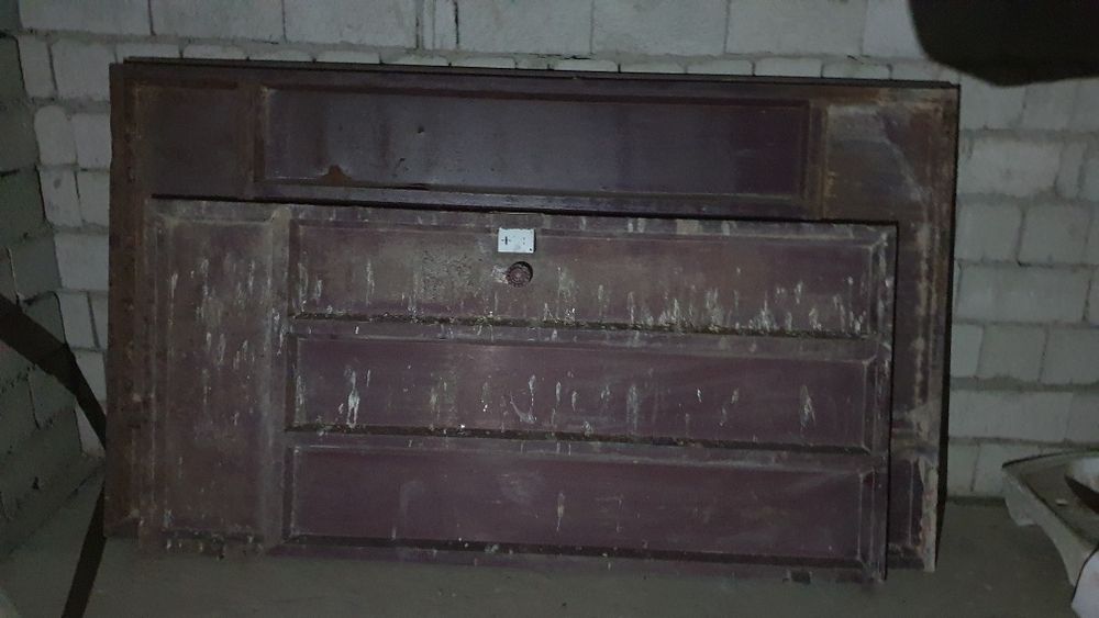 Yog‘och eshik plastik eshik deraza darvoza unitaz sotiladi kotejniki