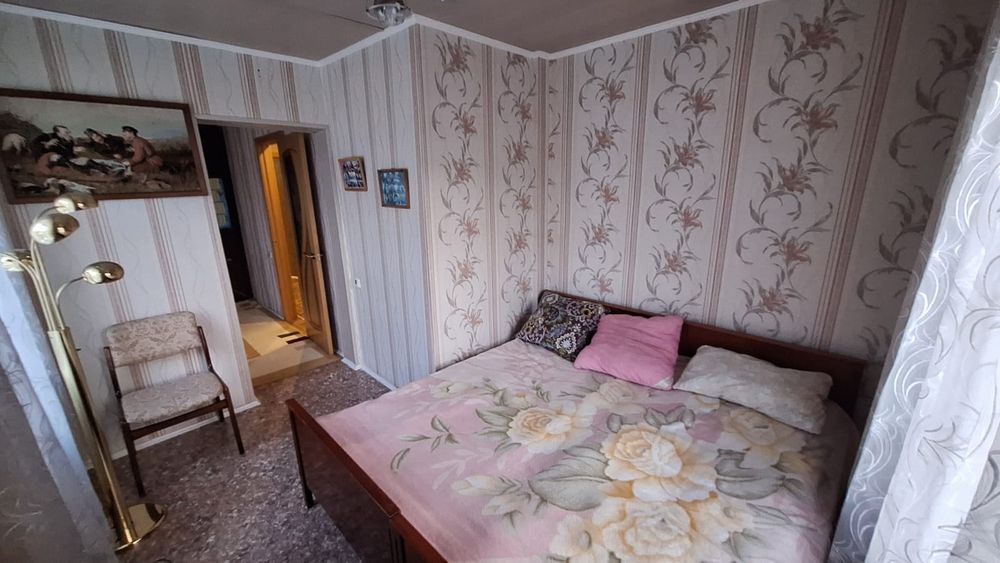 Продаётся пол дома