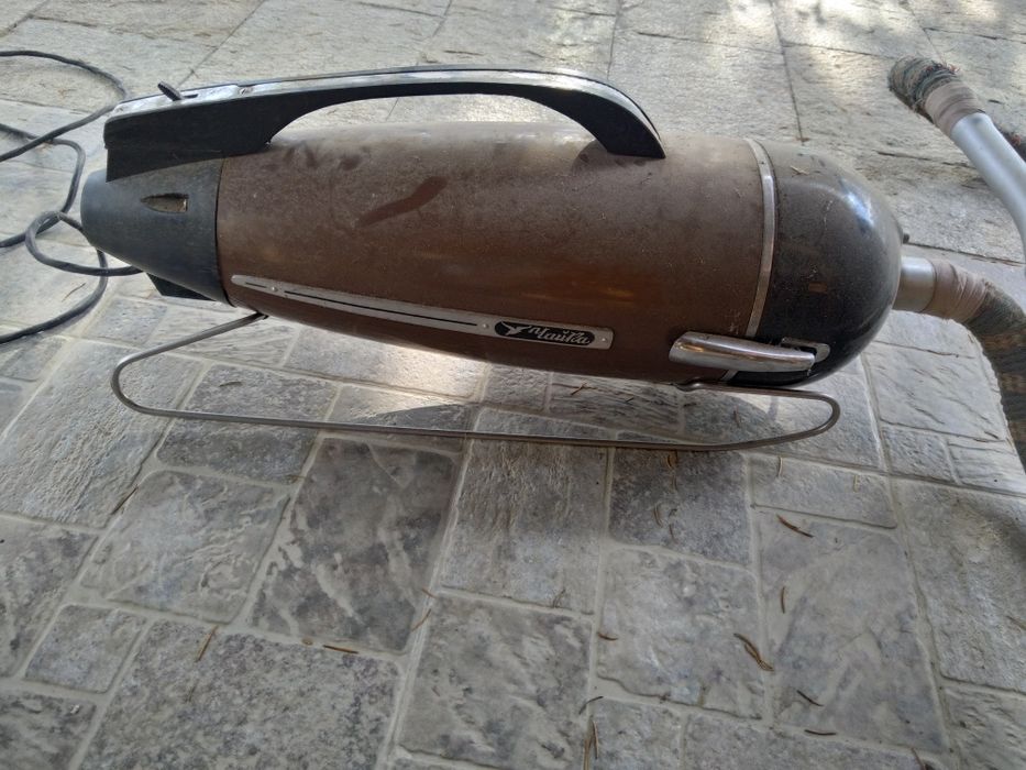 Продавам прахосмукачка ЧАЙКА Ракета един незабравим СОЦ спомен