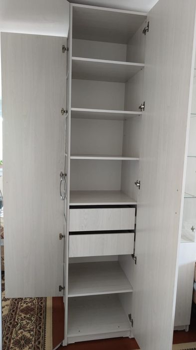 Шкаф б/у 1 год в идеале