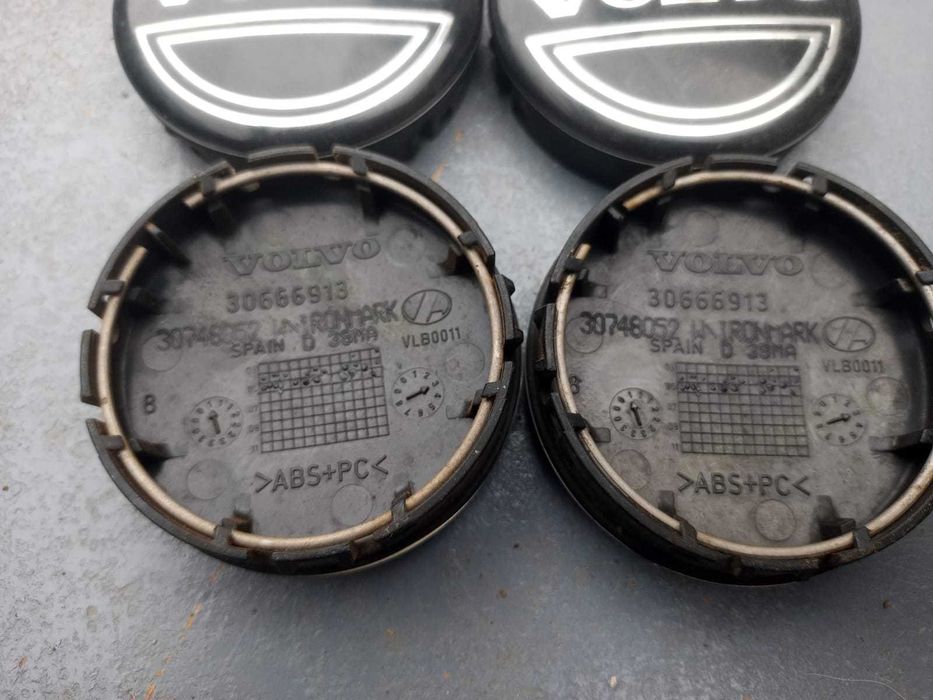 Set 4 capace emblemă Jante Aliaj VOLVO