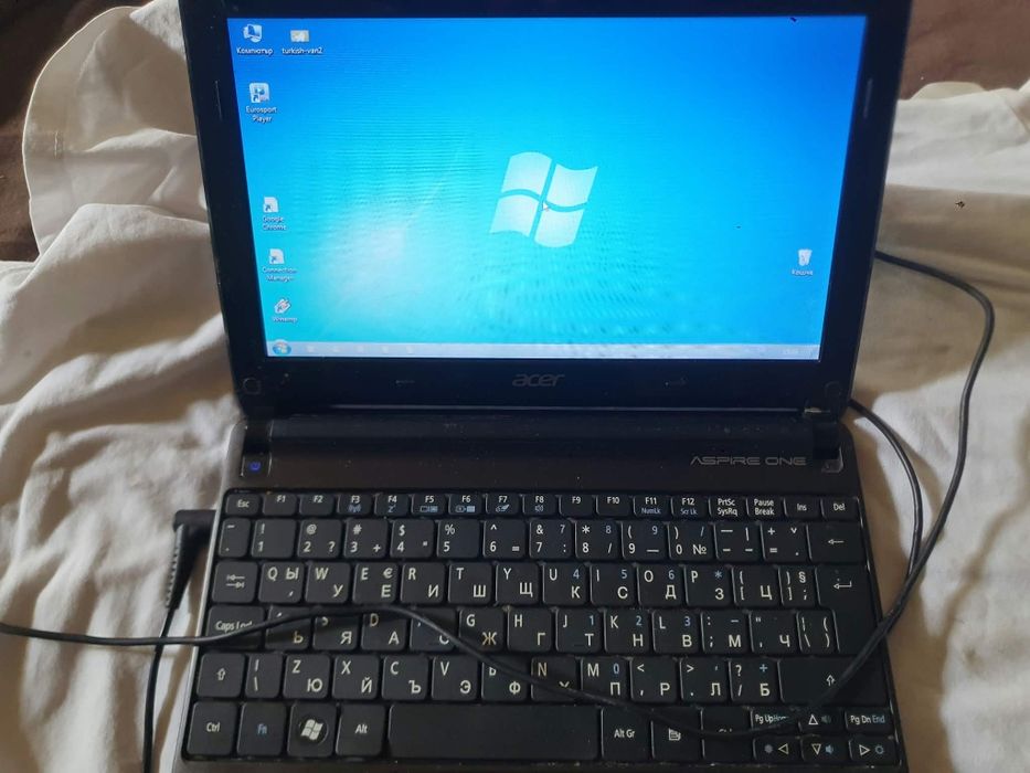 Компактен нетбук Acer Aspire One