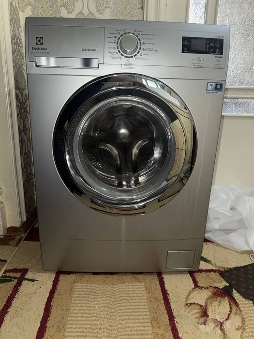 продается стиральная машина Electrolux