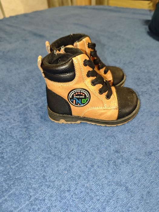 Детские демисезонные ботинки