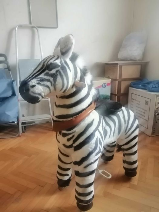 Продавам детски кончета