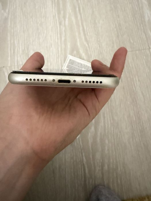 Iphone 11 белого цвета