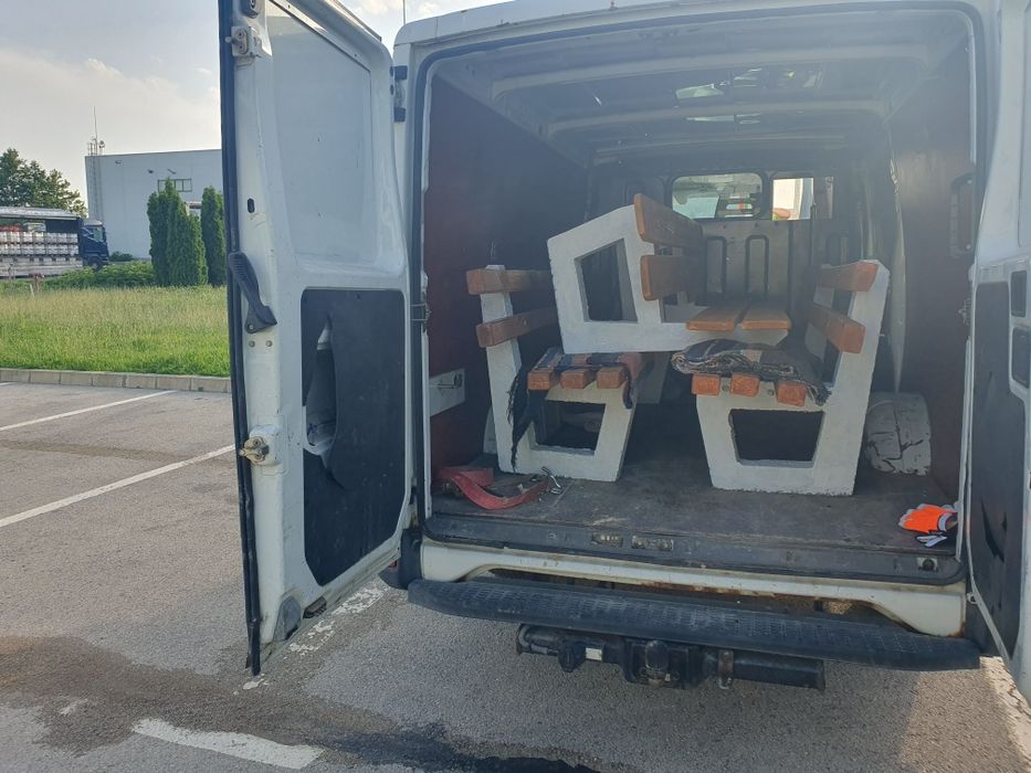 Транспортни услуги  с бус 24/7