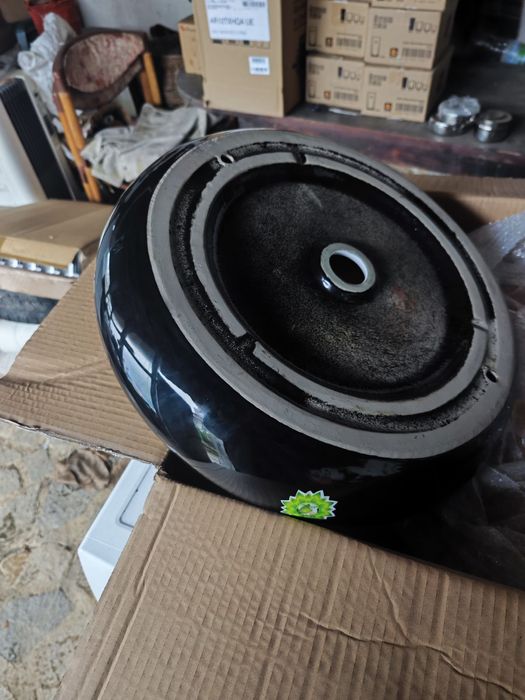 Продавам чисто нови  мивки за баня