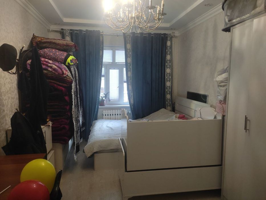 Продаются квартира Авиасозлар-2.  2-ком 1-этаж