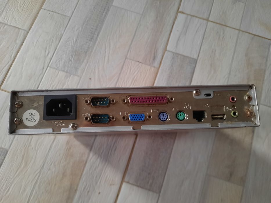 Pc vechi pt piese