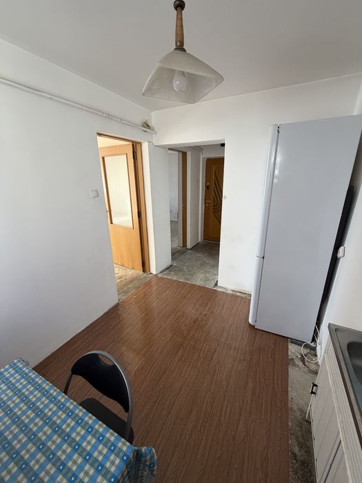 Apartament 3 Camere *Cu îmbunătățiri *Zona de sus