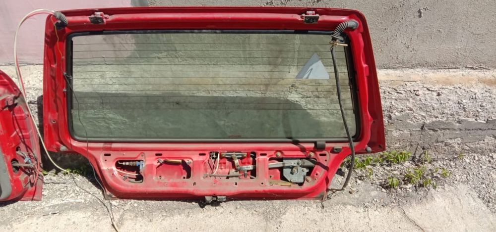 Продам двери гольф 2