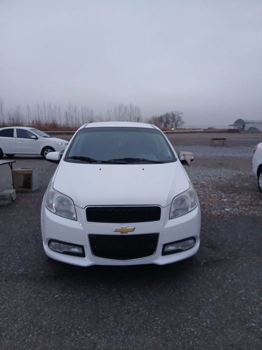 Nexia 3.   Sotiladi.