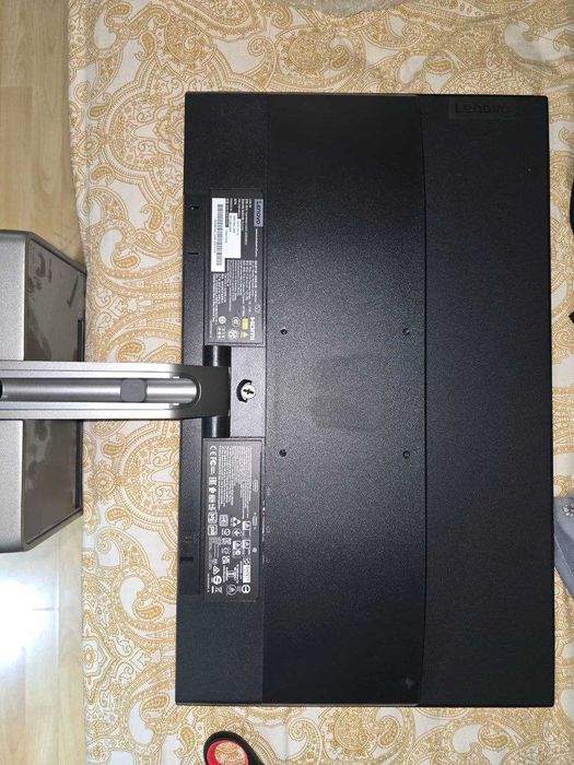 Монитор Lenovo ThinkVision L24i-30 | 24"