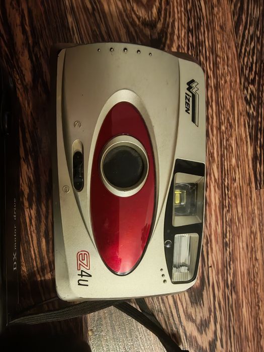 Пленочный фотоаппарат