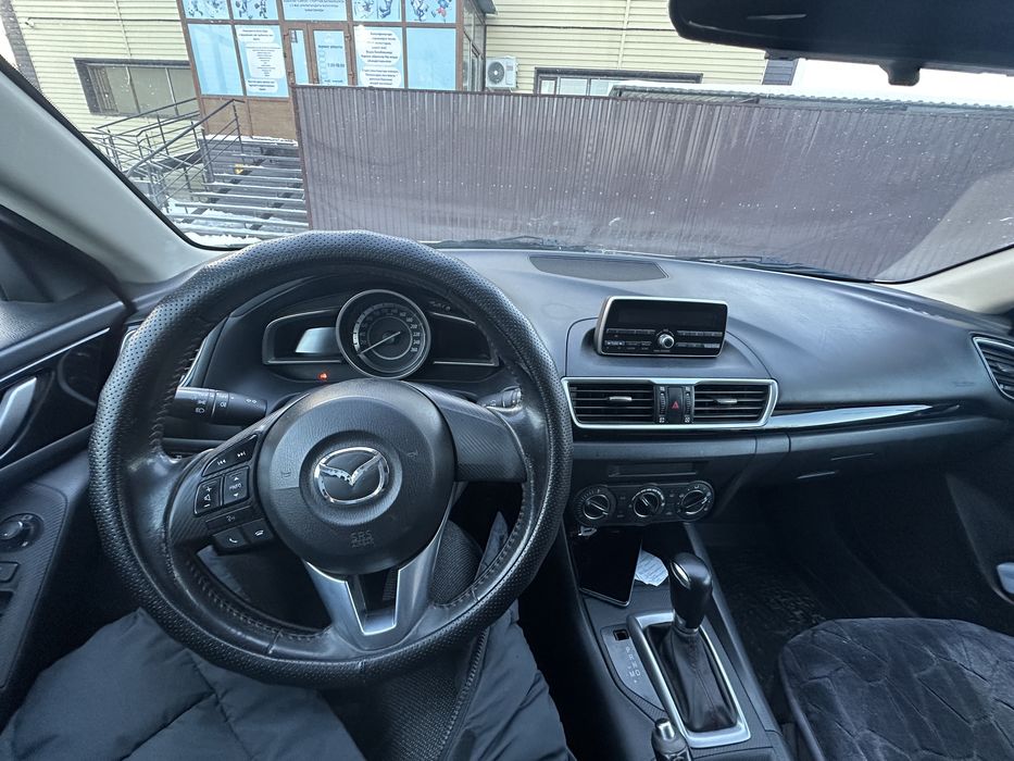 Продам mazda 3, 2014г/в, 1,5 объем
