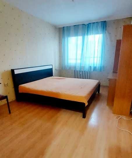 Дава се под наем Тристаен апартамент в Пловдив, Център - 82 кв.м за 341.7 € - Снимка #1