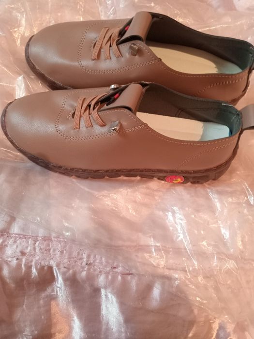 Продам обувь макасы