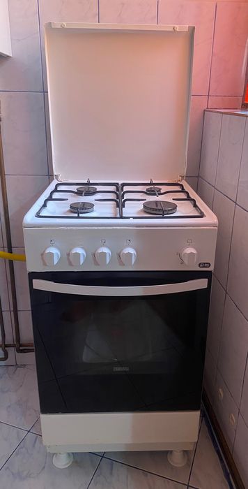 Aragaz zanussi