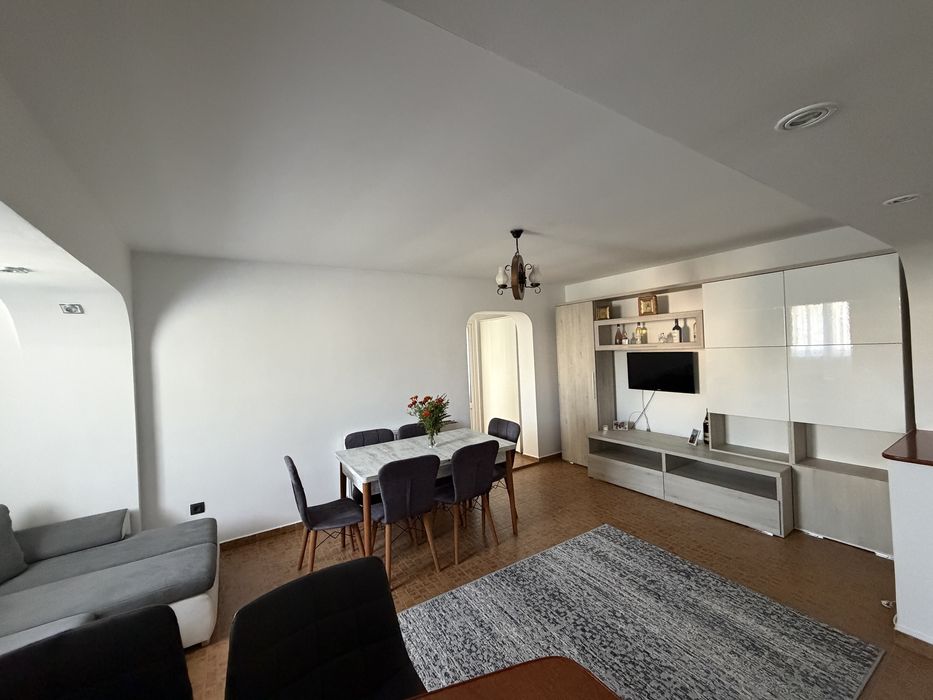 Apartament de inchiriat