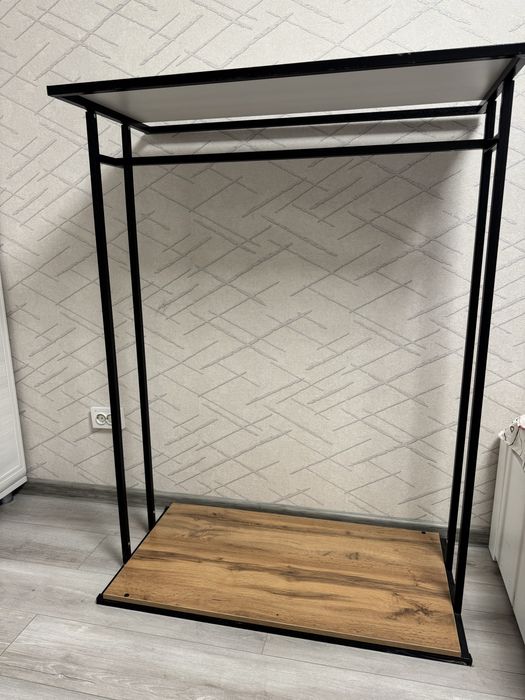 Продам рейл вешалку для одежды