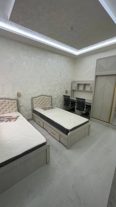 Янгихаёт район, Продаётся квартира Дубликат 57+57 m²