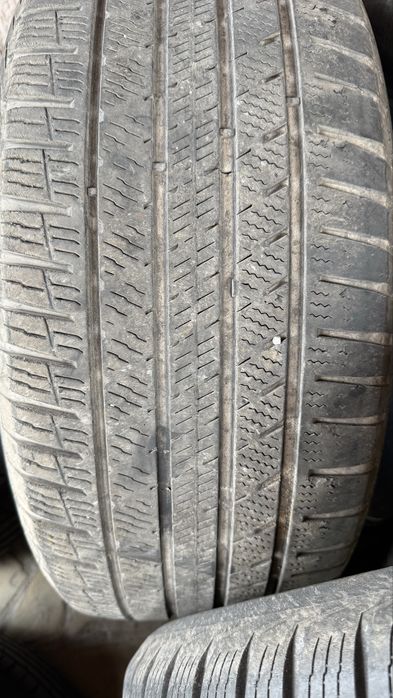 Гуми vredestein 235/55/17