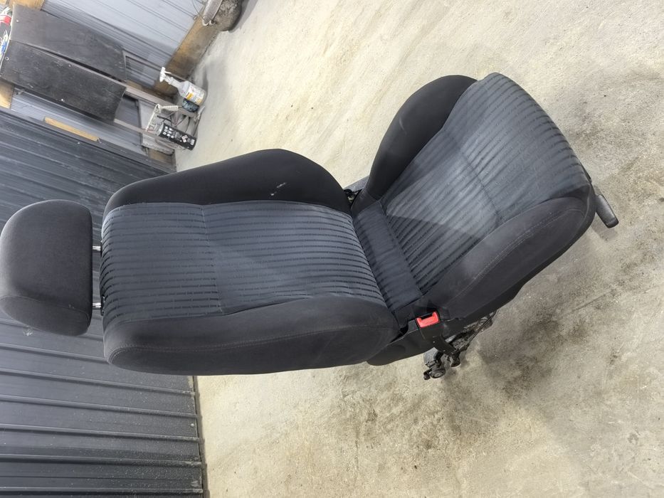 Vand scaun sofer skoda Octavia 1