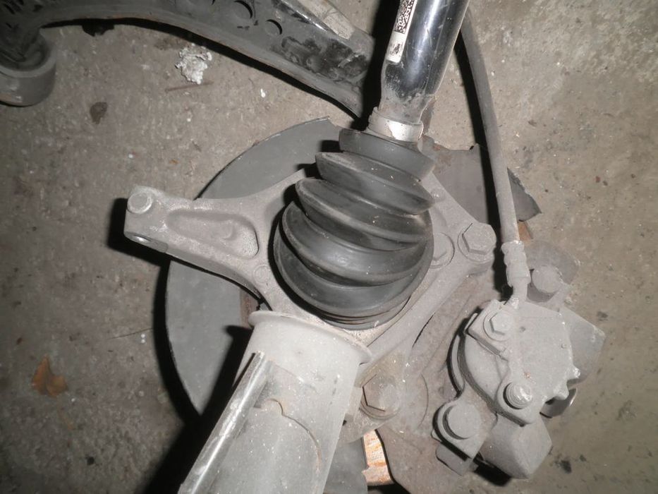fuzeta stanga / dreapta fata opel astra k 1.6 cdti
