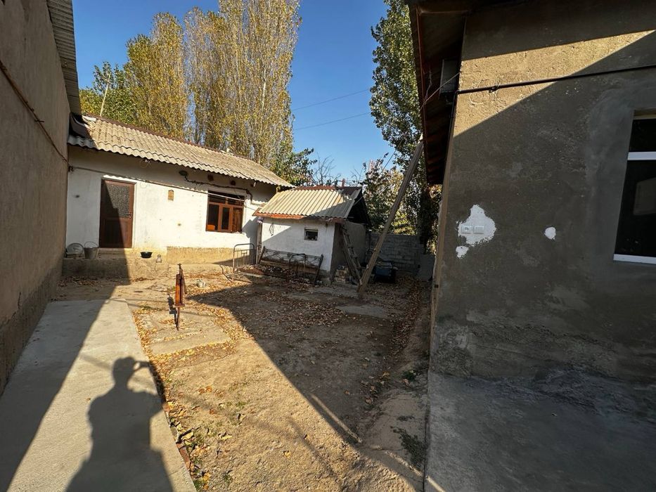 Uy sotiladi 4,5 -Sotax