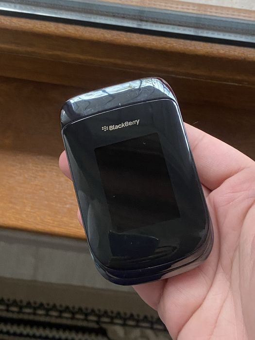 Blackberry 9670 (CDMA) Perfectum Boostmobile