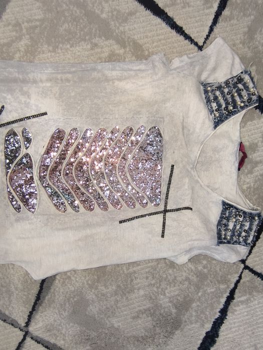 Shimlar bilan kiyiladigan mayka