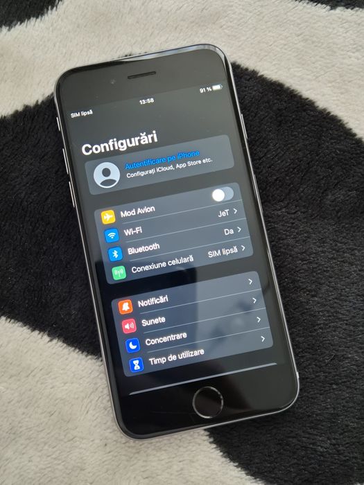 Vand Telefon iPhone 6S Negru.