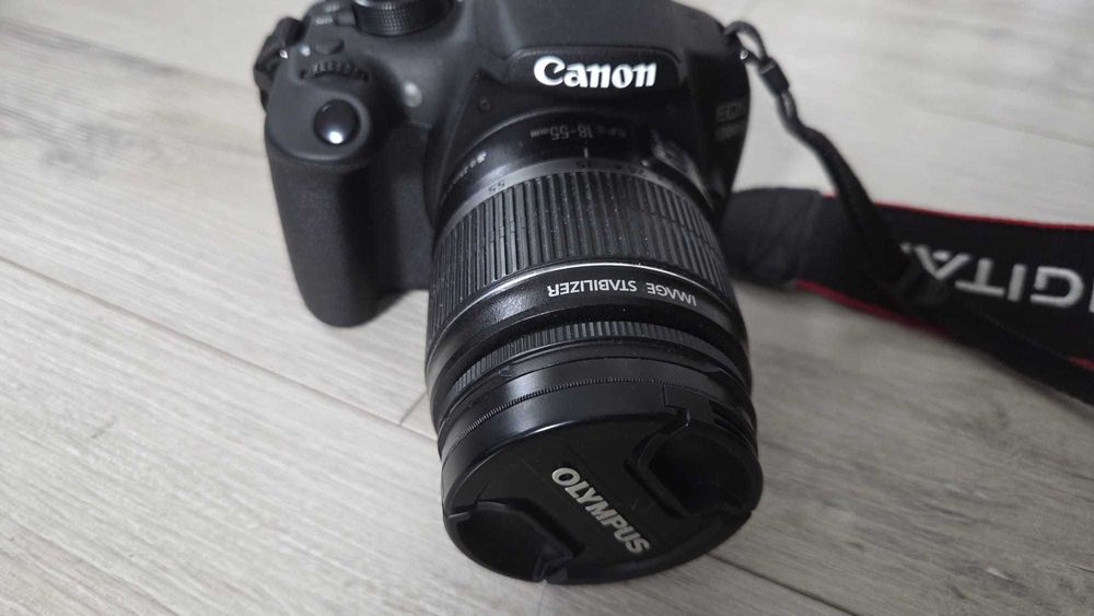 Camera foto CANON 1200D