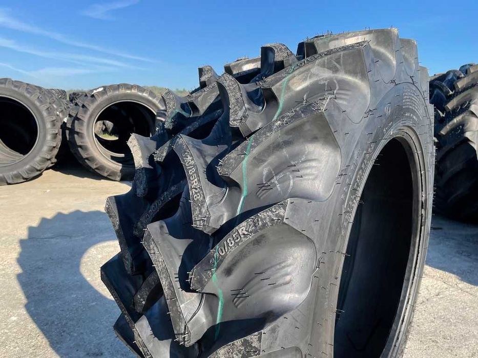 Anvelope Radiale OZKA 320/85 R28 de tractor FIAT U445