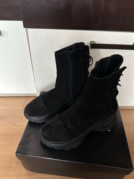 Дамски боти естествен велур Nuwe