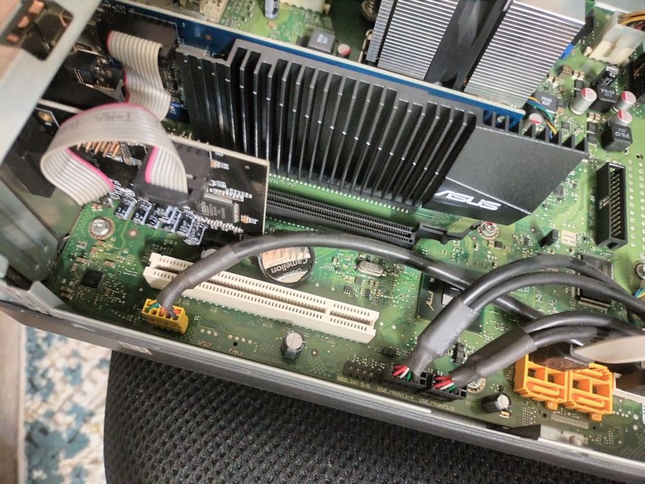 Продам системный блок Fujitsu