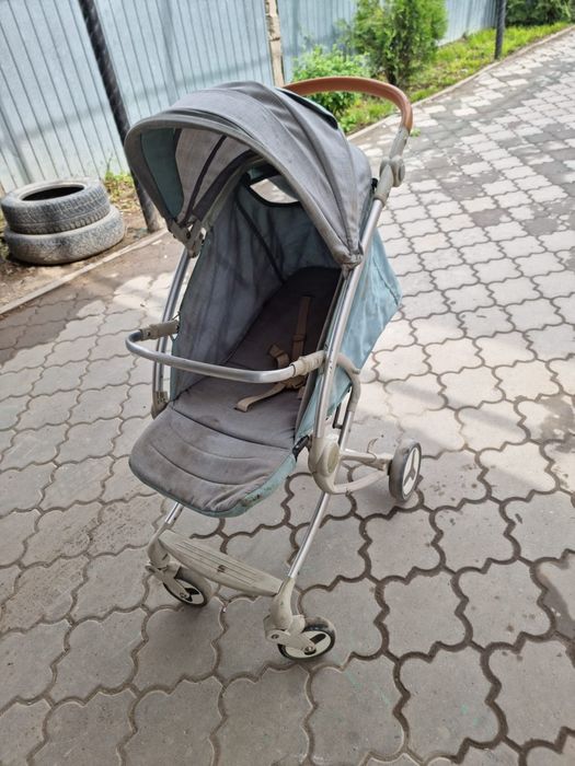 Коляска в хорошем состоянии