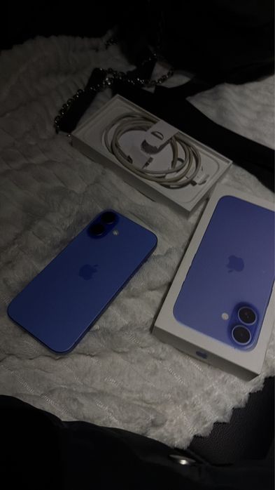 Iphone 16 simplu inca in garantie