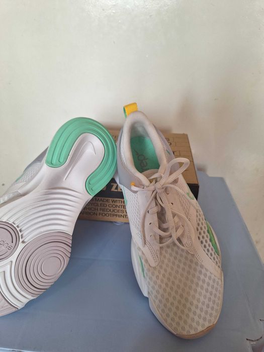Маратонки Nike Superrep , 39 н, НОВИ