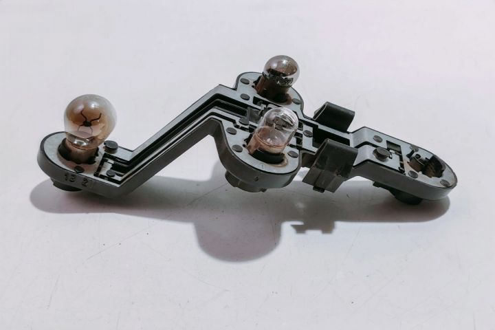 Soclu Stop Dreapta 153851 Volvo S60 prima generatie